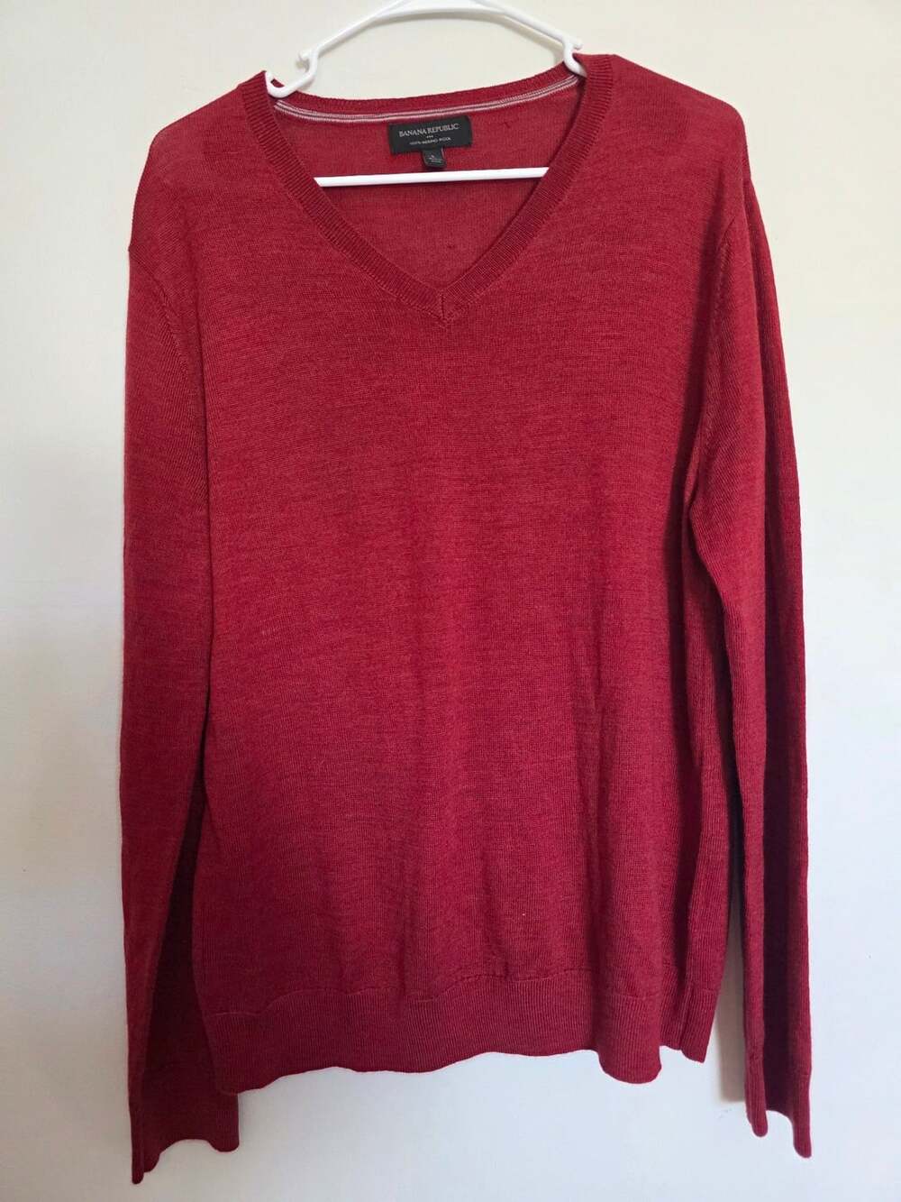 Banana Republic V-Neck Sweater Size M Red Merino Wool, Men's